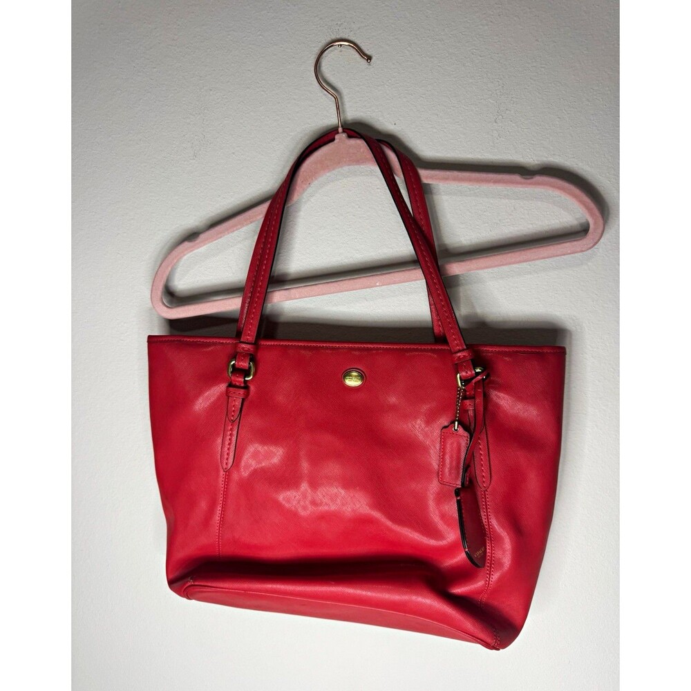 Coach Red Tote Shoulder Bag Zip Top Gold Hardware Inner Pockets Bag Charm